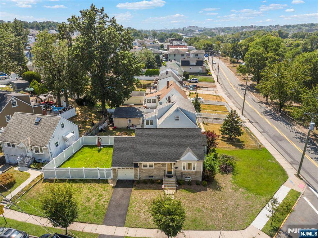 75 Birchwood Drive - Photo 1