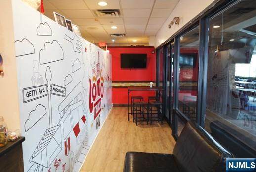 517 River Dale - Photo 1