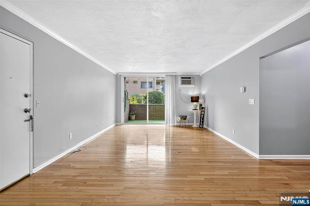 462 Liberty Street - Photo 1