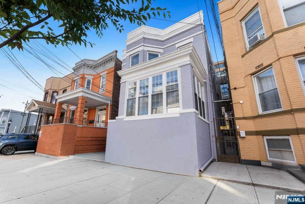 243 46th Street - Photo 1