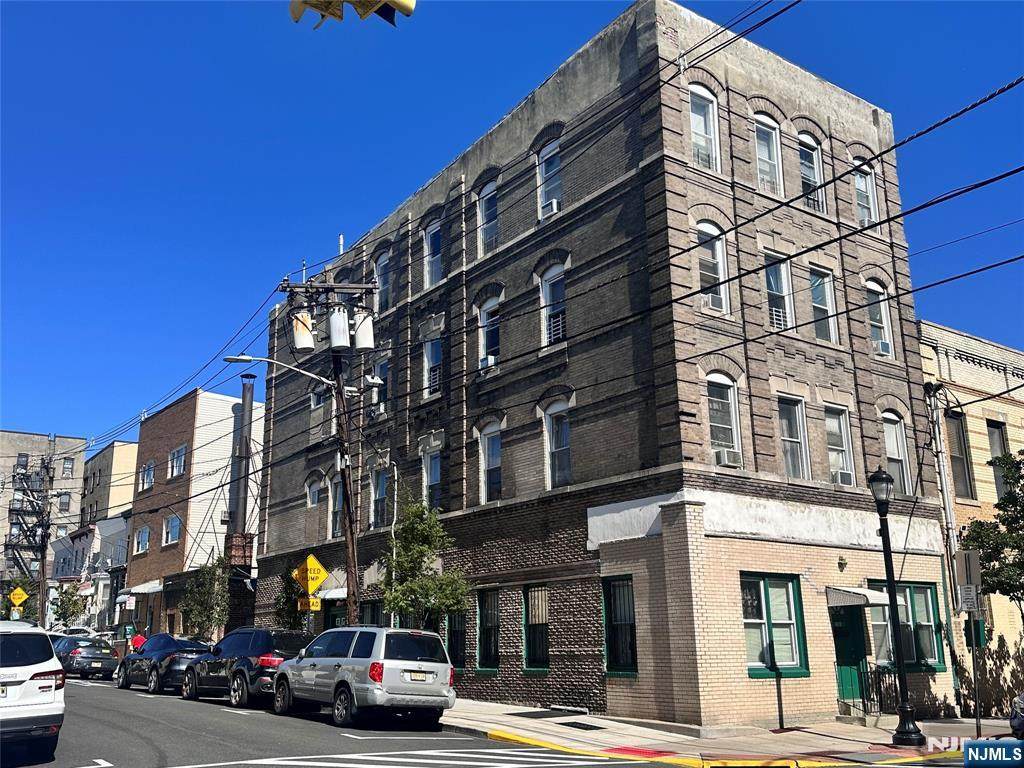 1701 New York Avenue - Photo 1