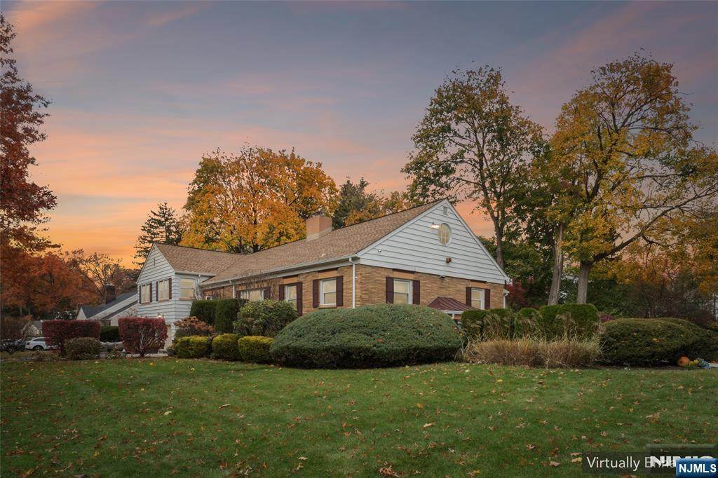 74 Ridgewood Avenue - Photo 1