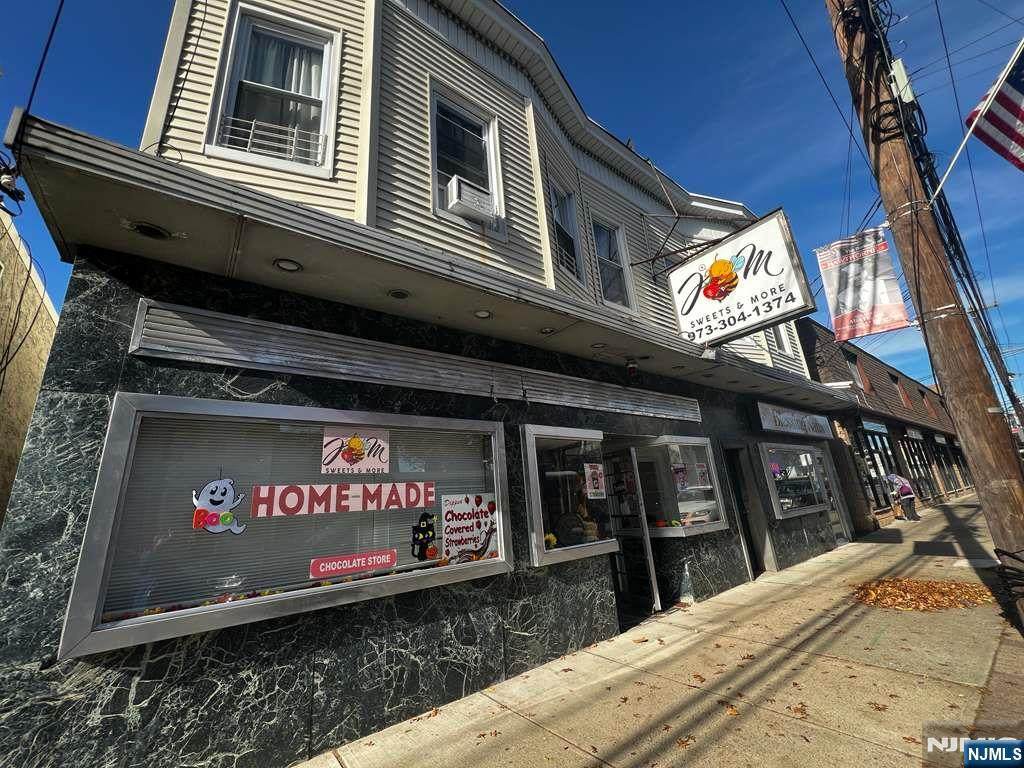 580 Lafayette Avenue - Photo 1