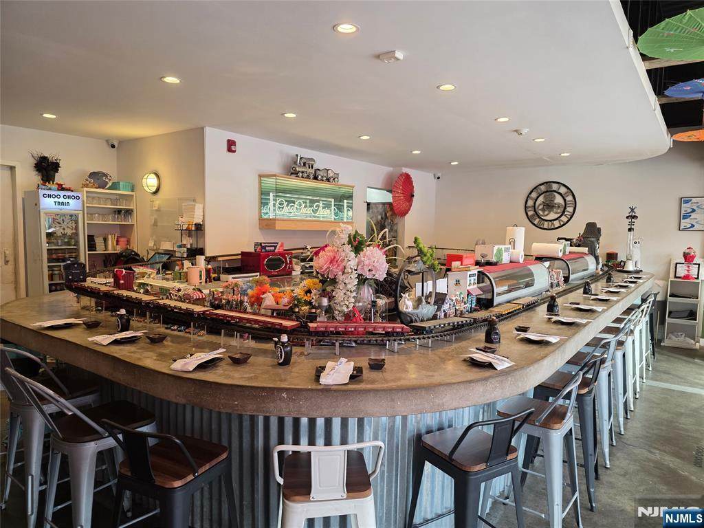 374 Broad Avenue - Photo 1