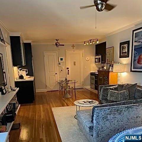 8500 Jfk Blvd E - Photo 1