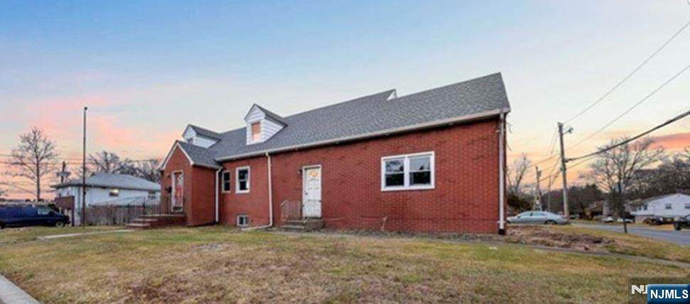 226 Livingston - Photo 1