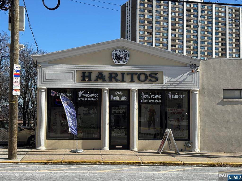 266 Palisade - Photo 1