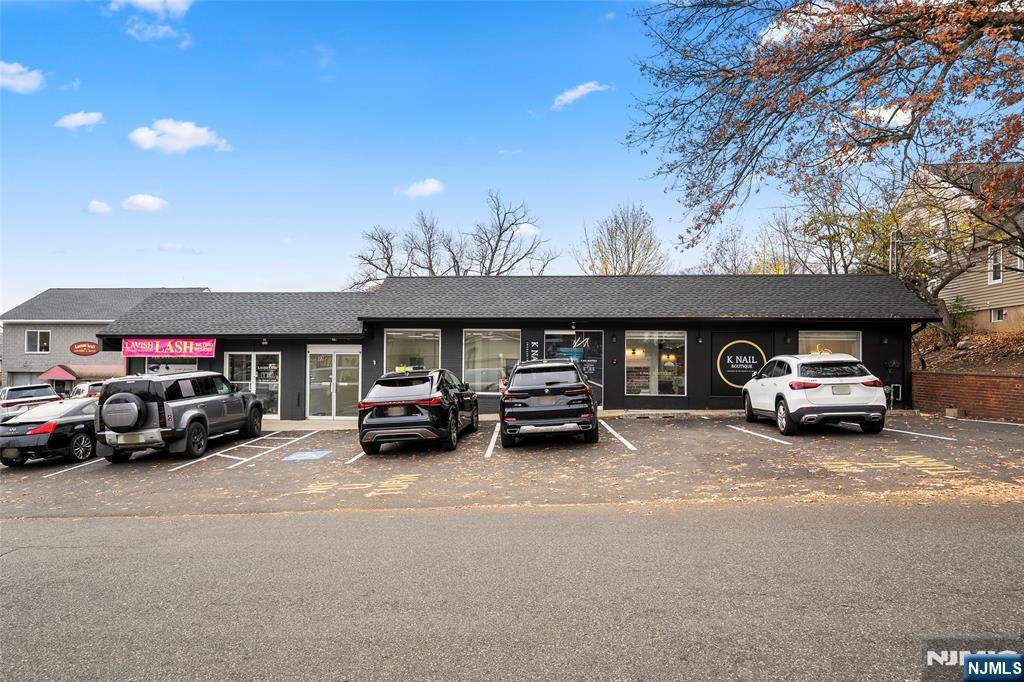 21 Van Blarcom - Photo 1