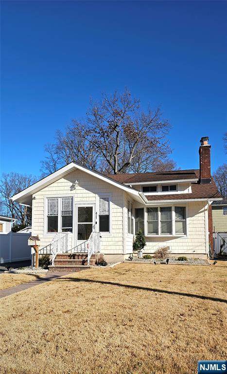 421 Lincoln Avenue - Photo 1