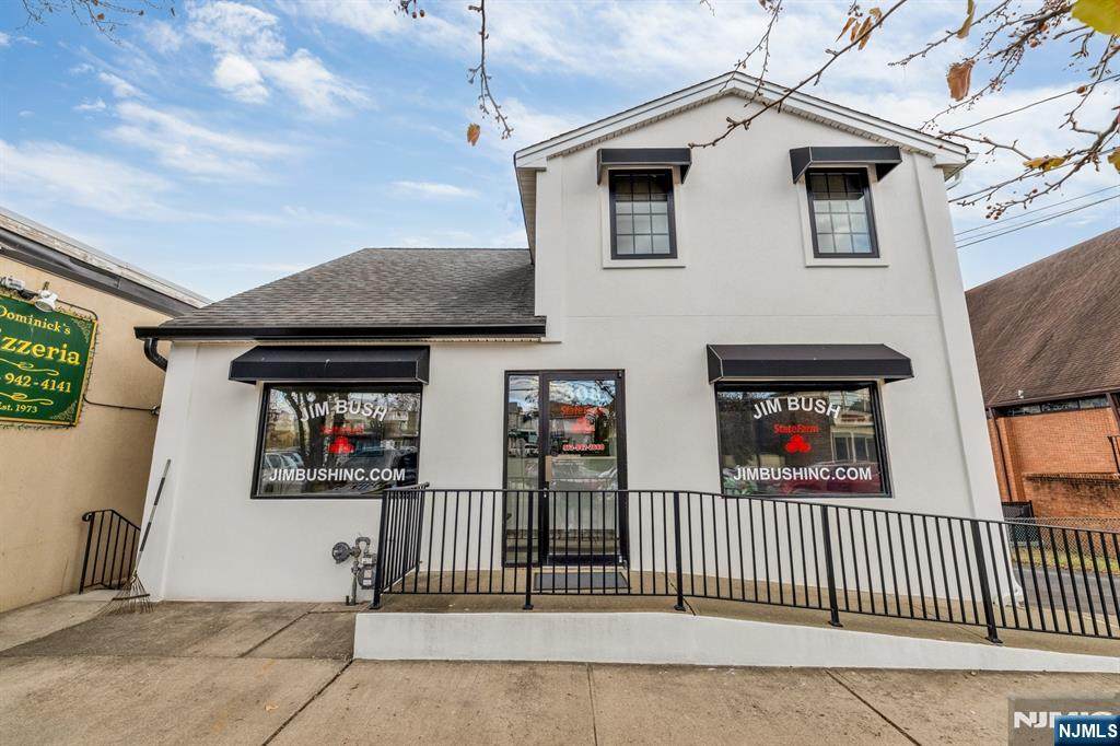 308 Union Boulevard - Photo 1