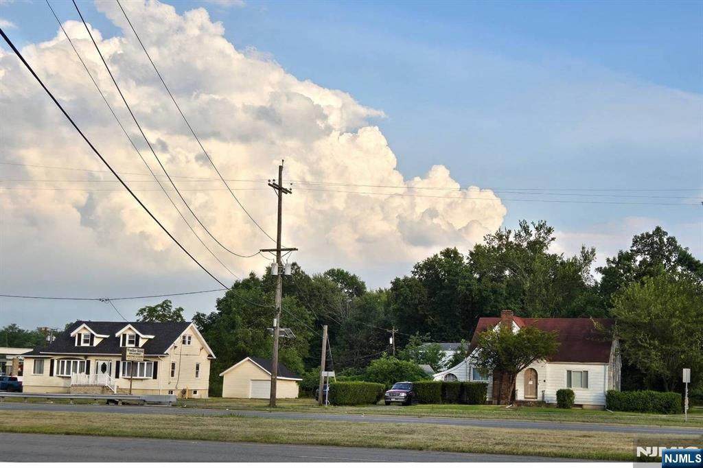 584-588 Us Highway 46 - Photo 1