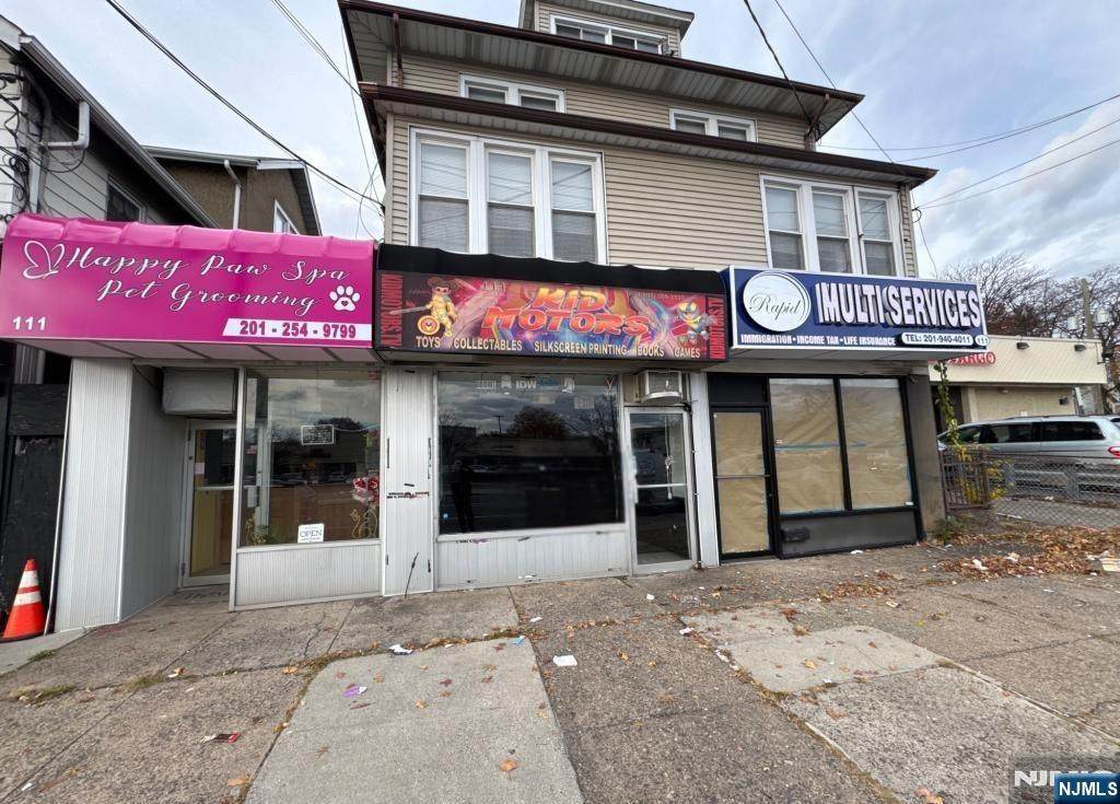 111 Broadway - Photo 1