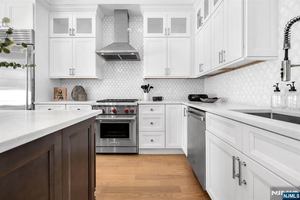 16 Gabriel Court - Photo 1