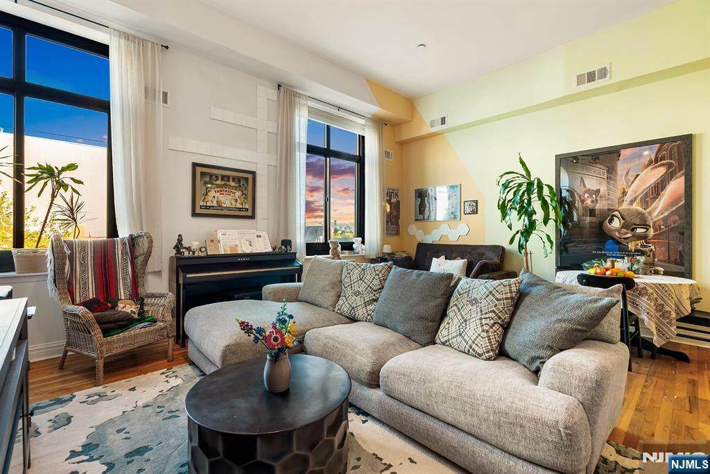 518-536 Gregory Avenue - Photo 1