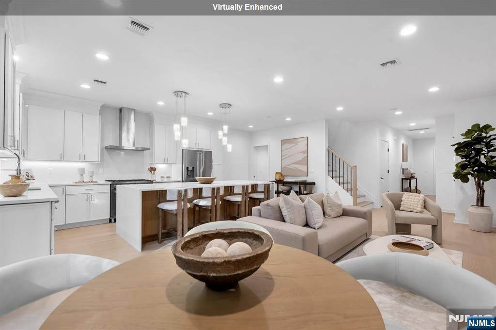 21 Fey Place - Photo 1