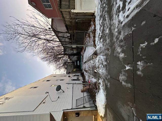 510 South Orange Avenue - Photo 1