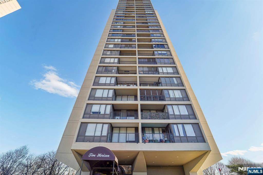 5 Horizon Road - Photo 1