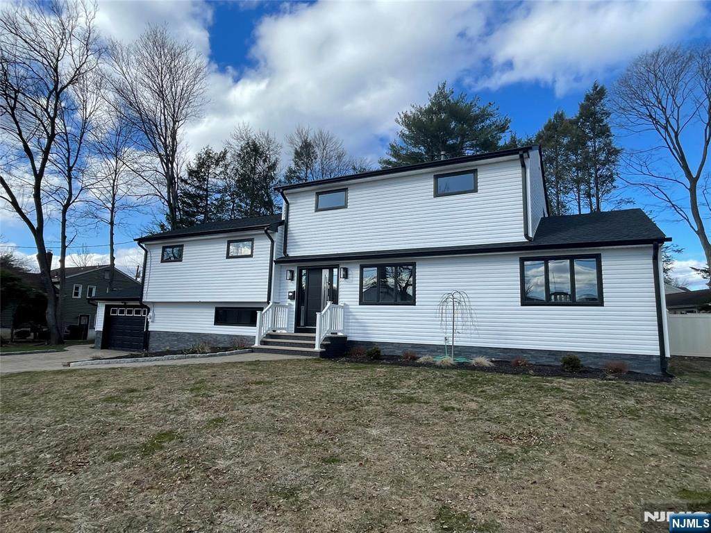 229 Standish Road - Photo 1