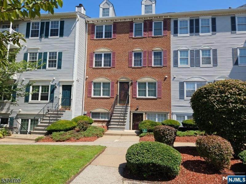 6 Rutgers Drive - Photo 1