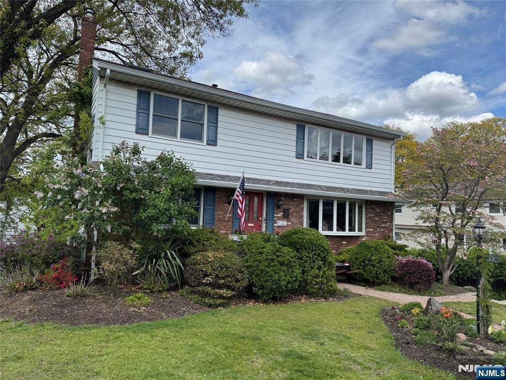 17 Malden - Photo 1