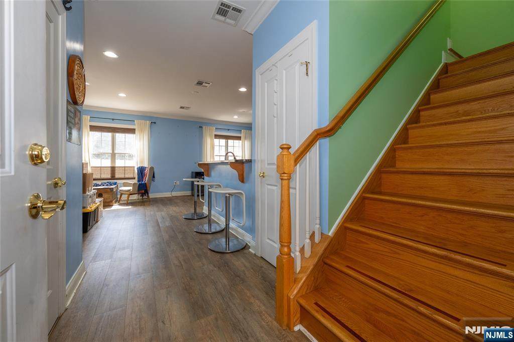 604 Avenue A - Photo 1