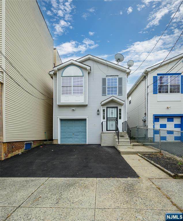 114 Watson - Photo 1