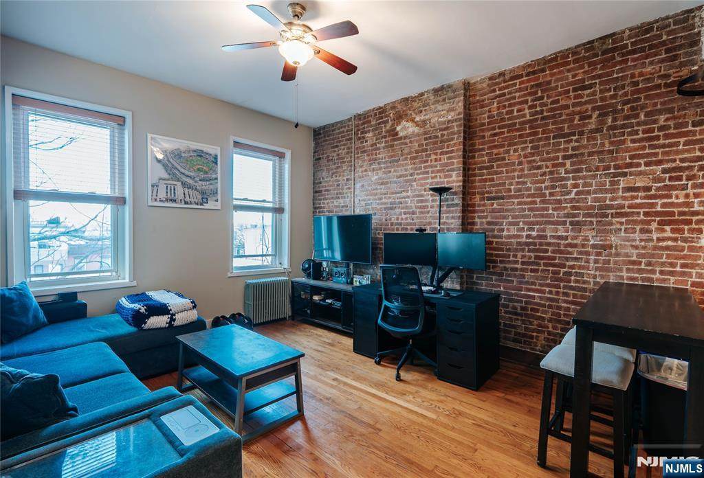 832 Washington Street - Photo 1