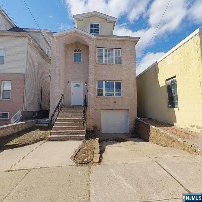 547 Elm Street - Photo 1