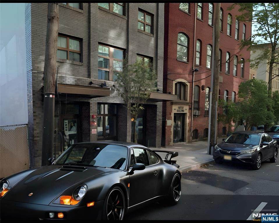 58 Union - Photo 1