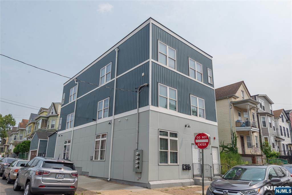 59 Mercer Street - Photo 1