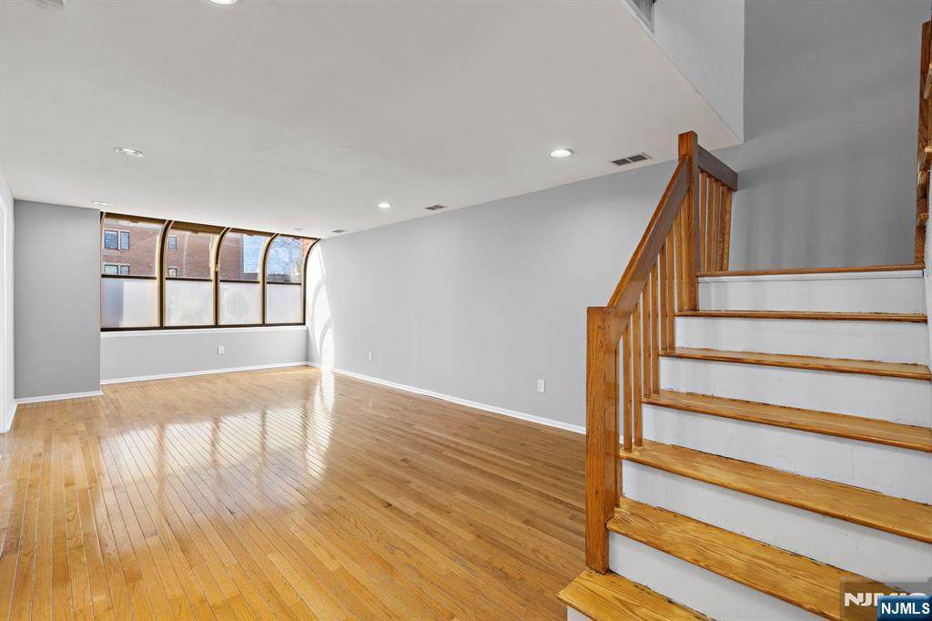 319 Gorge Road - Photo 1