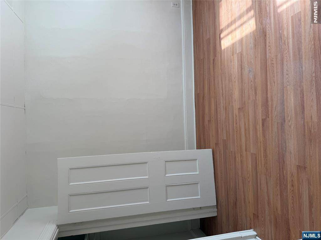 https://bt-photos.global.ssl.fastly.net/njmls/orig_boomver_2_26013440-1.jpg