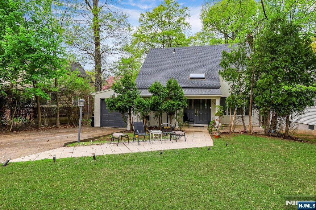https://bt-photos.global.ssl.fastly.net/njmls/orig_boomver_2_26014877-1.jpg