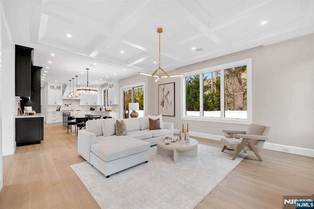 75 Susan Drive - Photo 1