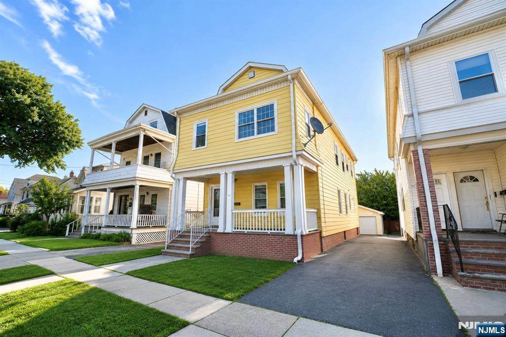 83 Berkeley Avenue - Photo 1