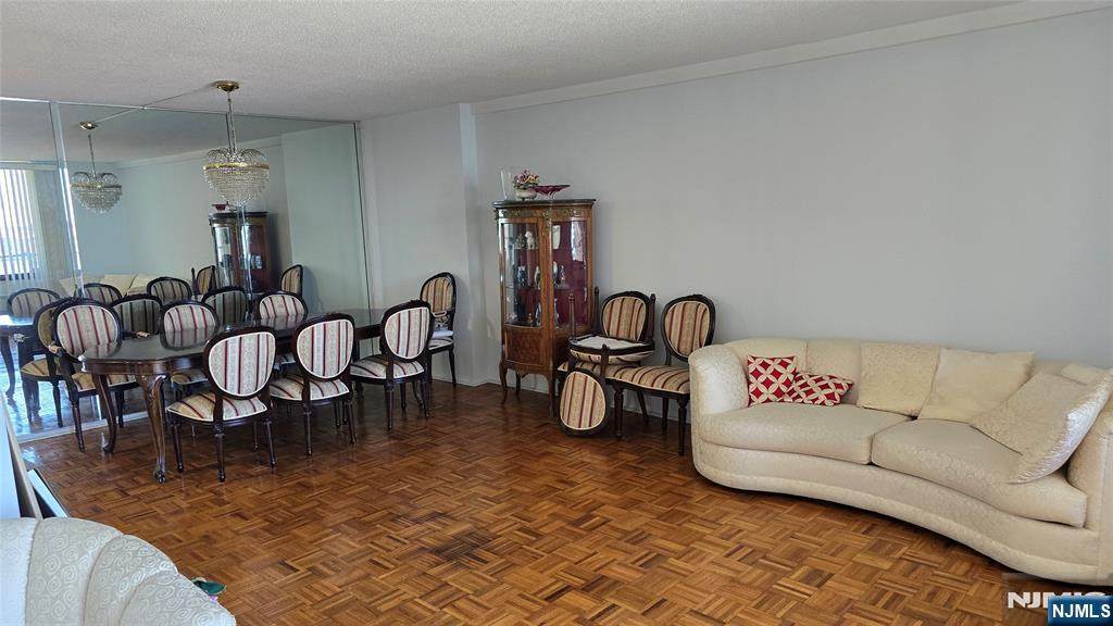 200 Winston - Photo 1