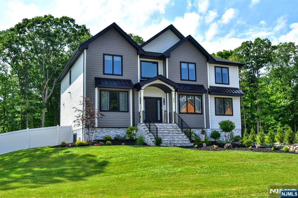 73 Heritage Drive - Photo 1
