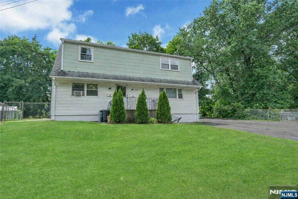 4 Royal Avenue - Photo 1
