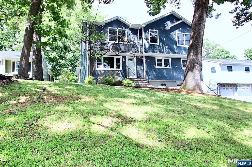 73 Oneida Avenue - Photo 1