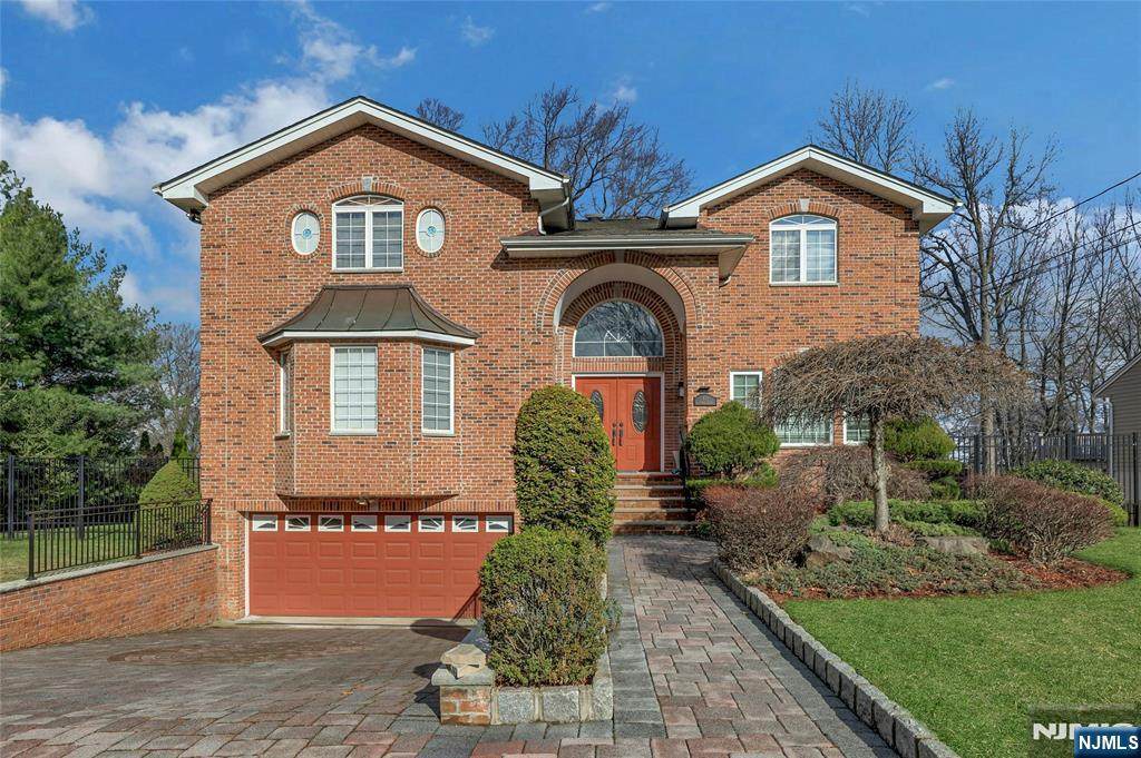 411 Fairway Drive - Photo 1