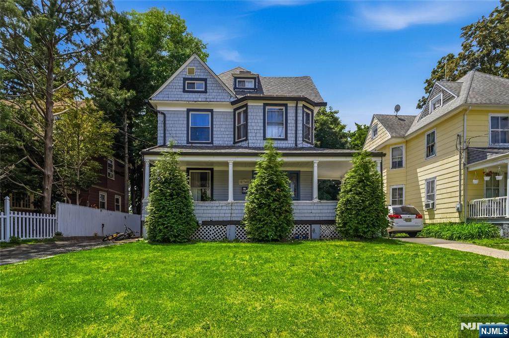 283 Hamilton Place - Photo 1