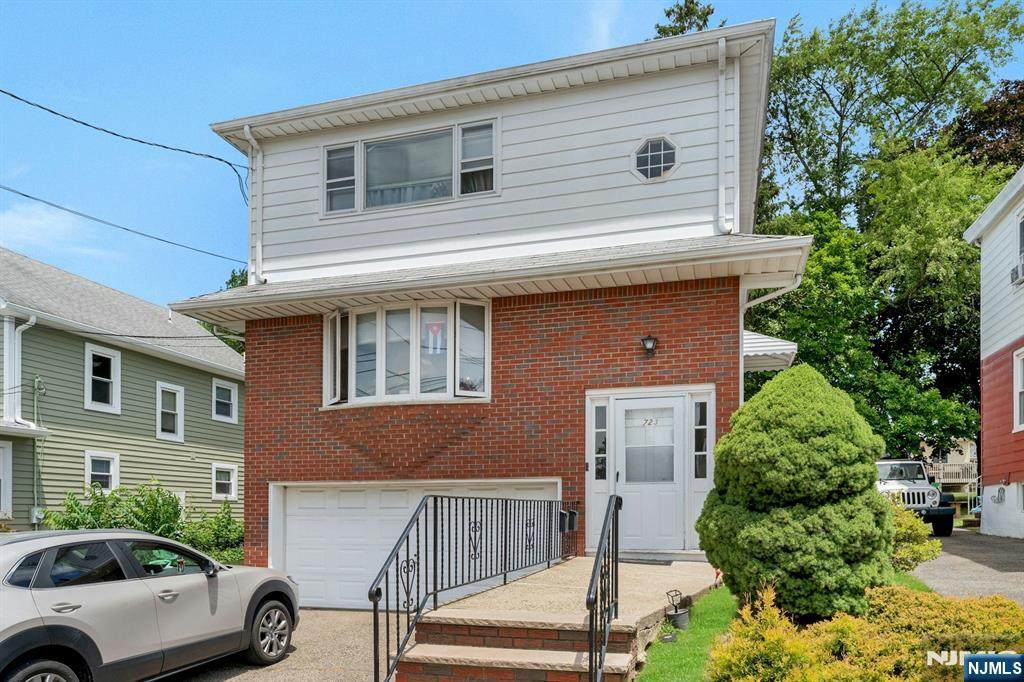 723 2nd Avenue - Photo 1