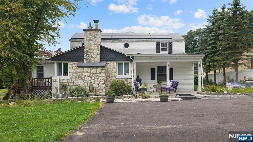 49 Hillcrest Drive - Photo 1