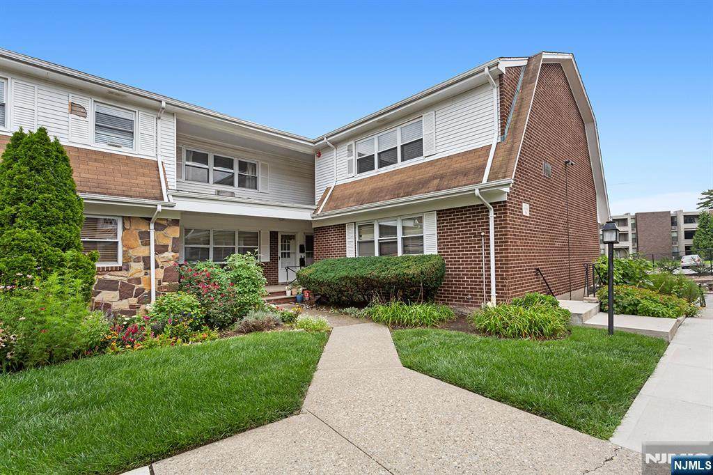 25 River Road - Photo 1