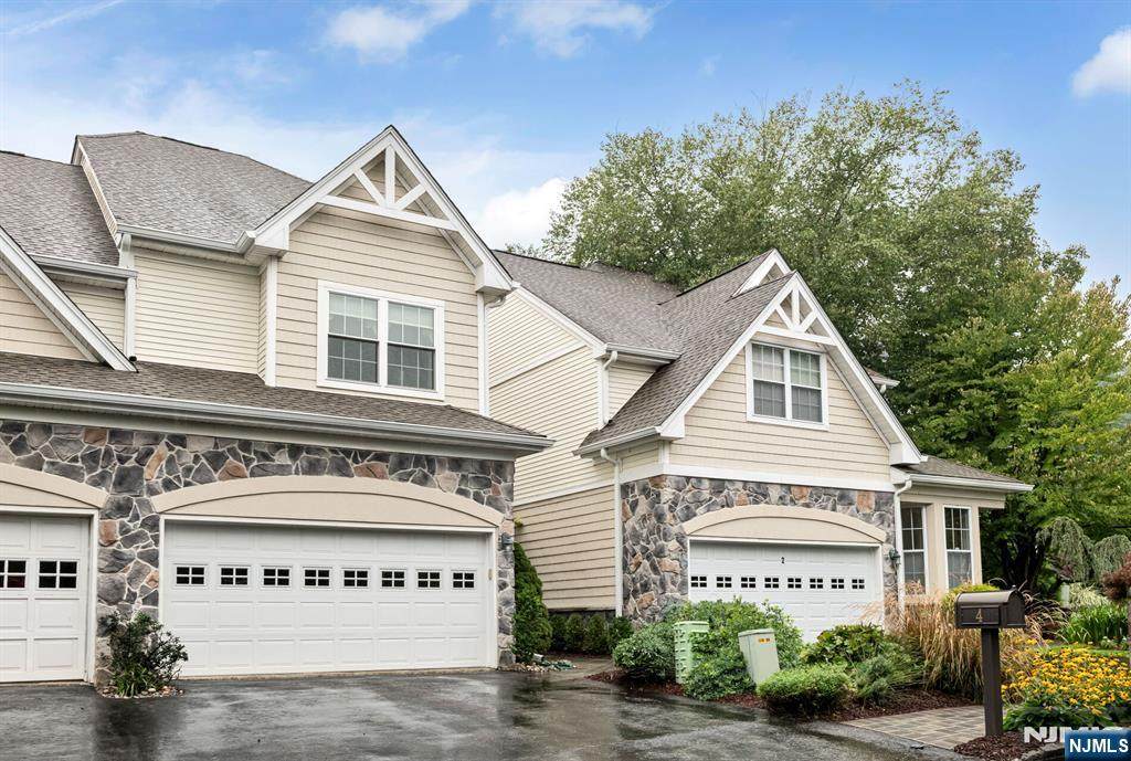 4 Kingsley Evans Circle - Photo 1