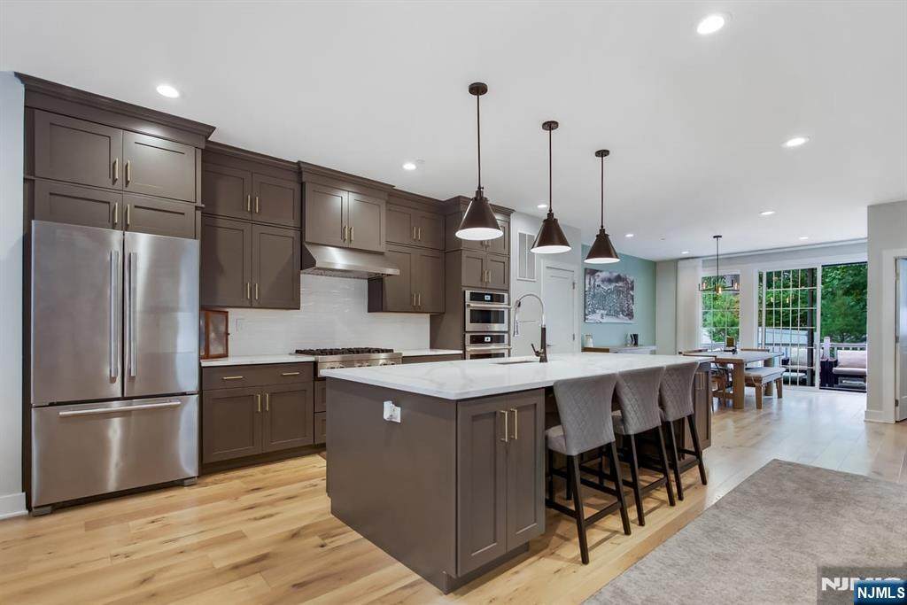 98 Cinnamon Drive - Photo 1