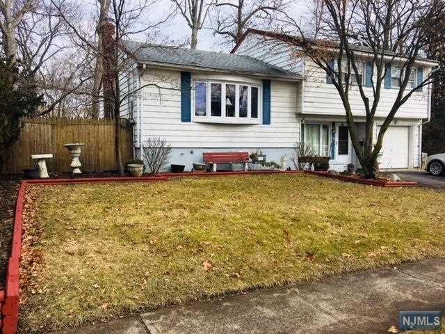 30 Henderson Court - Photo 1