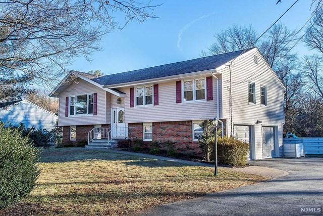416 Woodbury Drive - Photo 1