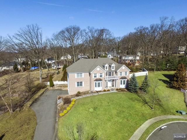 19 Hearthstone Drive - Photo 1