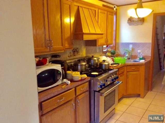 480 Thomas Avenue - Photo 1
